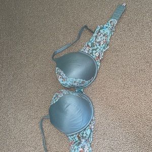 Victoria’s Secret Bra